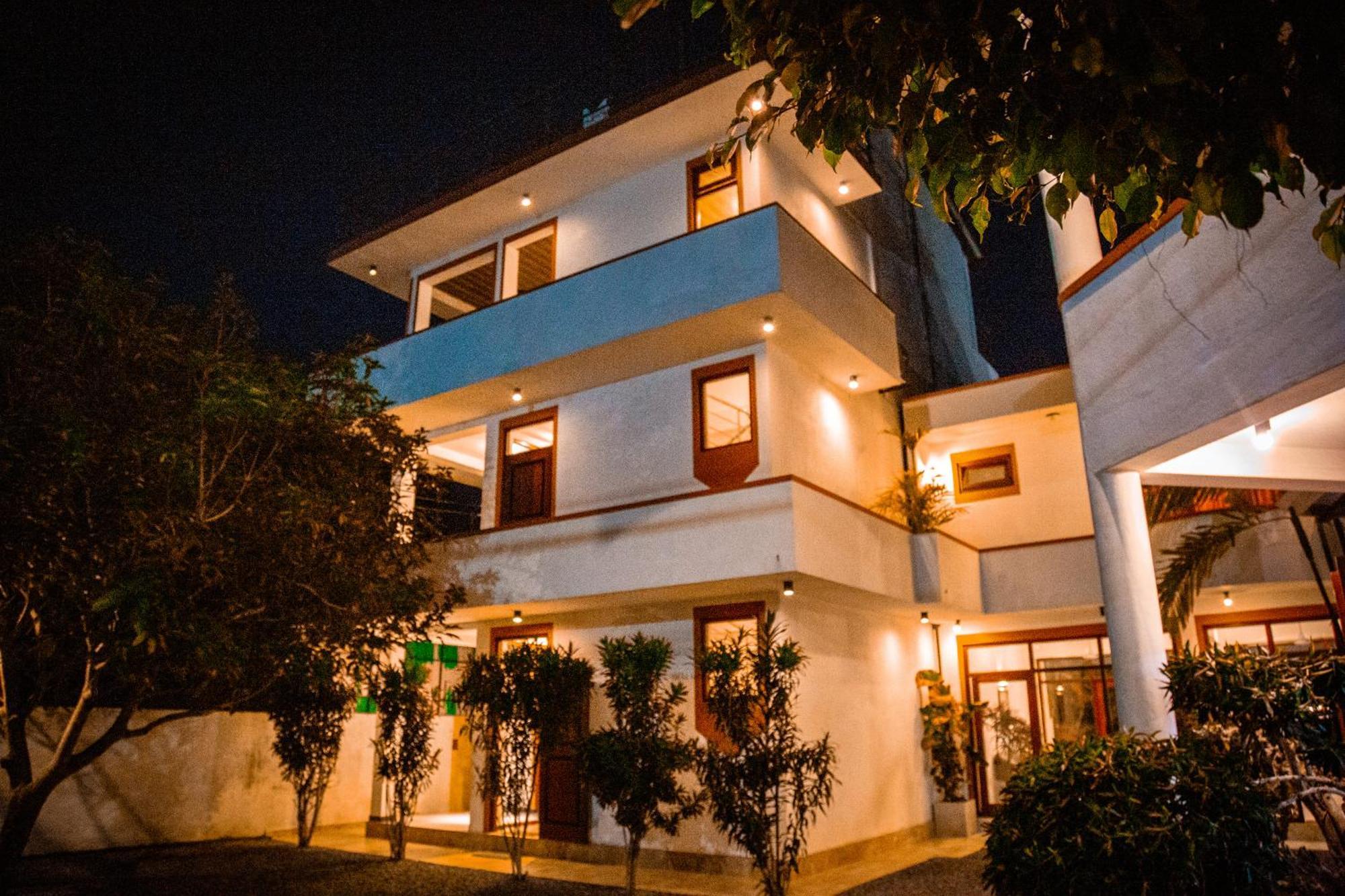 富士畔酒店 本托塔 外观 照片
